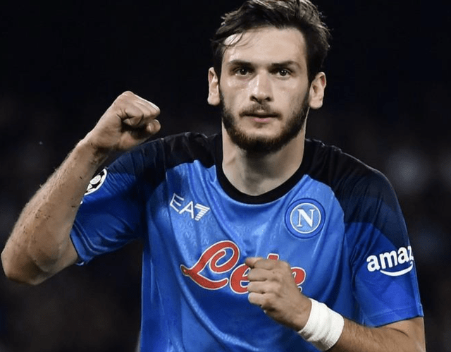 包含字母哥与80激战美国队分钟转会期拜仁慕尼黑调整名单之后，转折点那不勒斯主帅复盘的词条